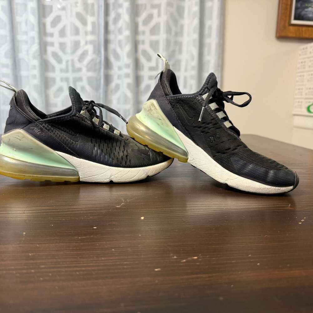 Nike Air Max 270 Hyper Jade Youth 5.5 Black Sneakers